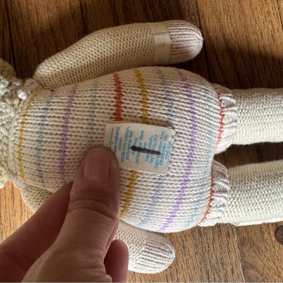 Avery the Cuddle+Kind Lamb - Picture 2 of 3